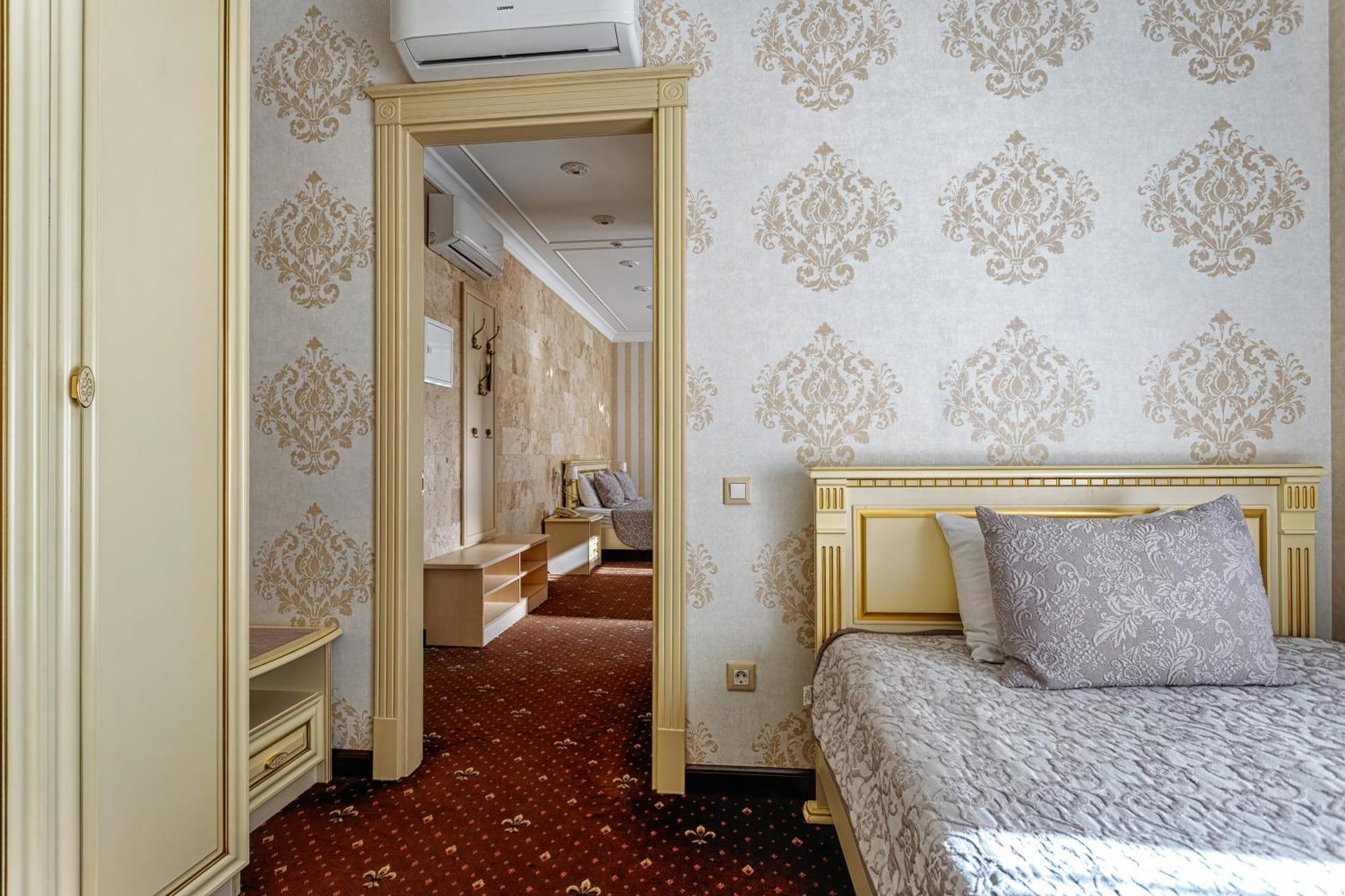 Vintage Na Bulvare Odessa Exterior foto